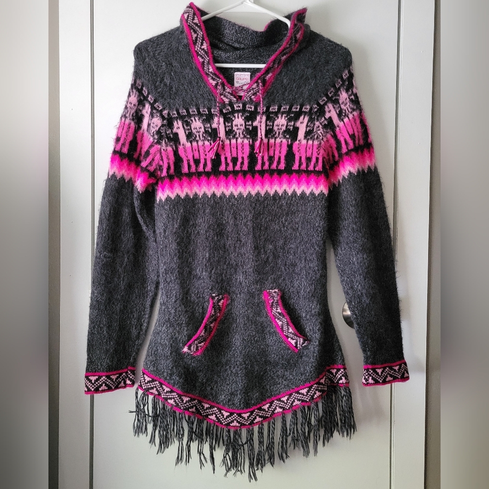 Grupo alpaca hooded fringe sweater